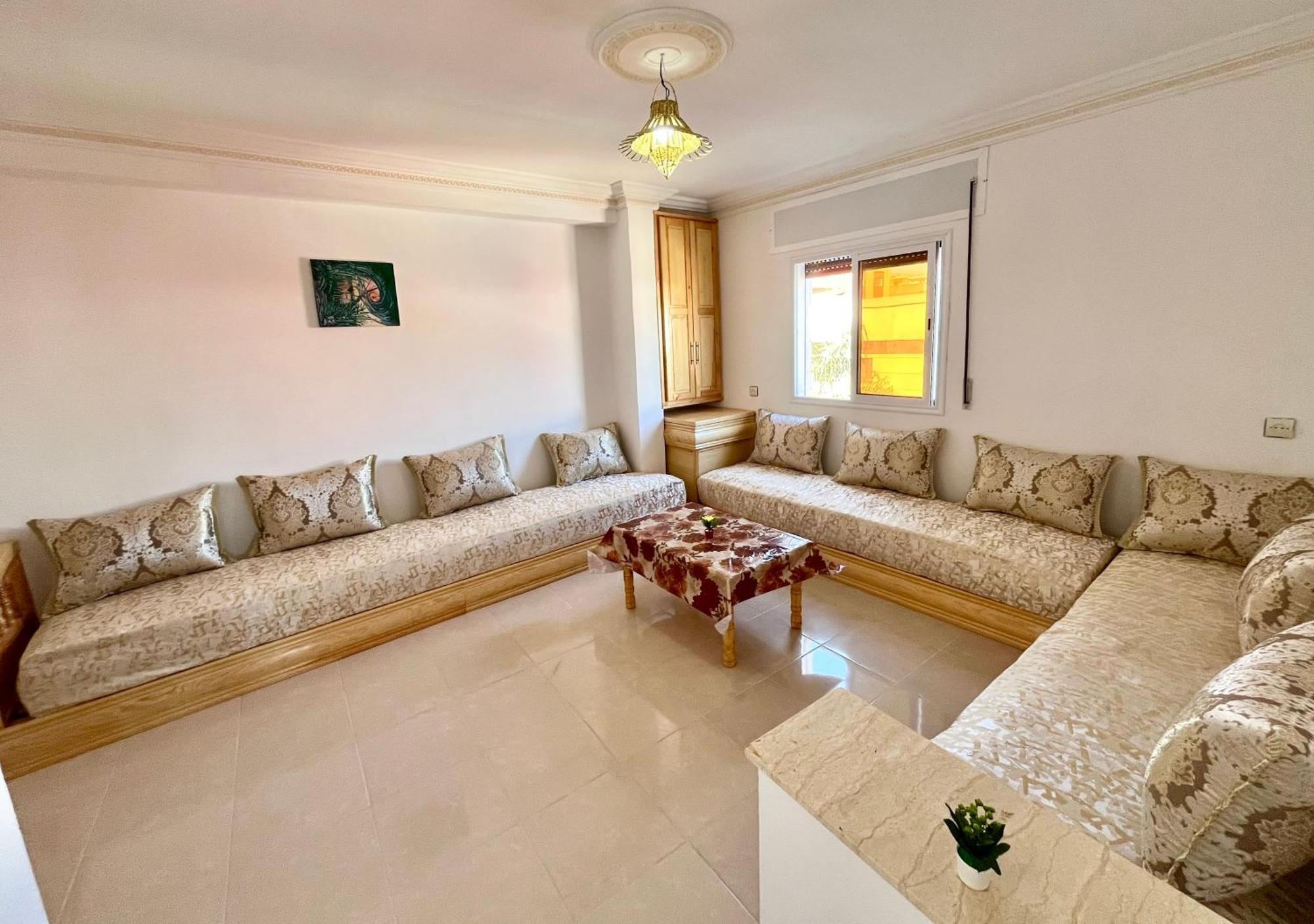 Apartment Moderno En El Centro , A 3 Min Del Mar V *